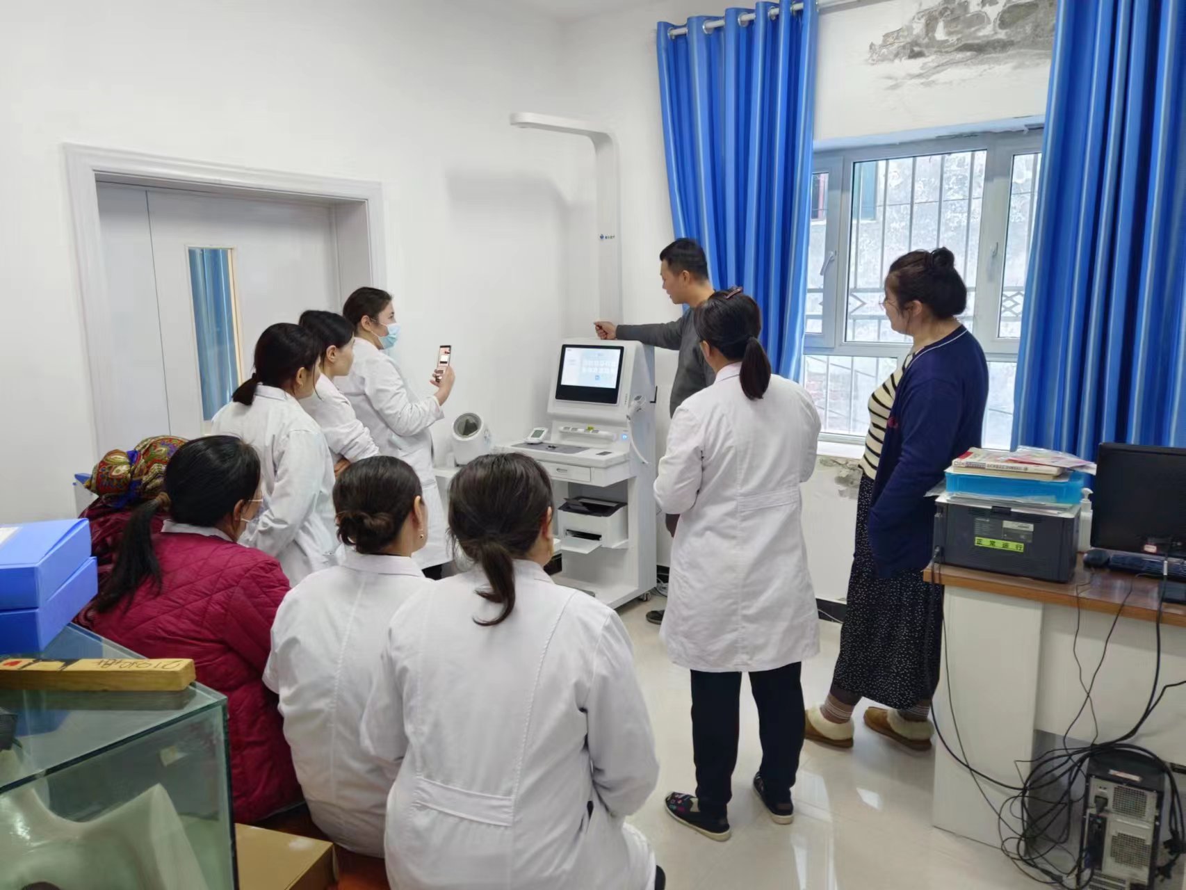 健康小屋設(shè)備清單之健康體檢機(jī) 健康小屋設(shè)備清單之健康體檢機(jī)