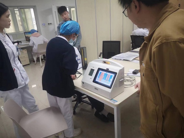 公共衛(wèi)生智能終端設(shè)備是什么？基層健康服務(wù)的“智能幫手”